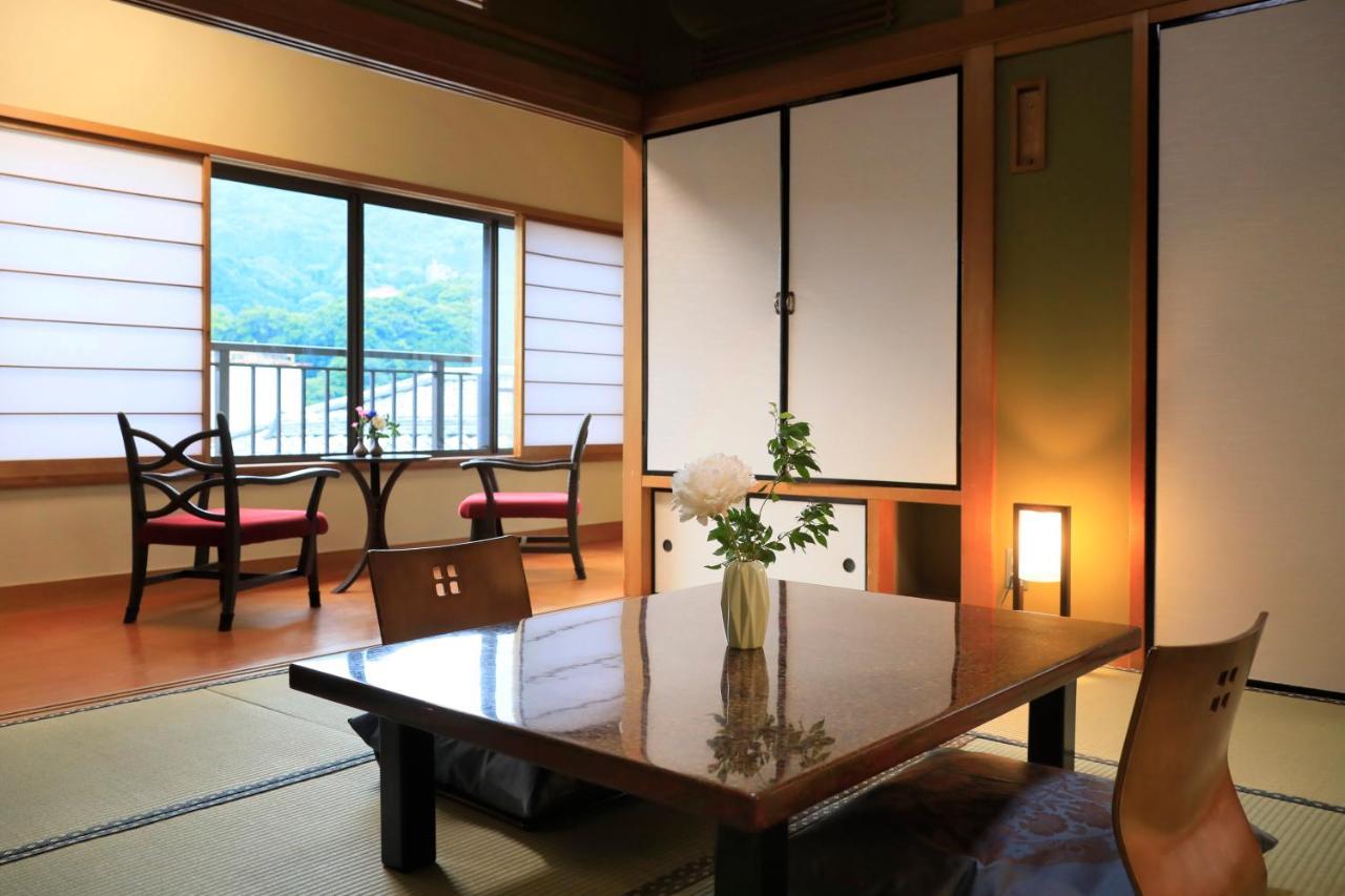 Yugawara Fuga Hotel Exterior photo
